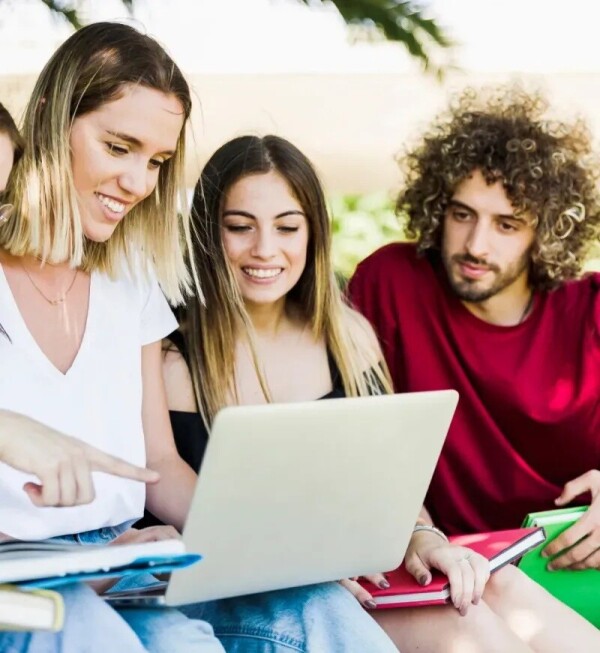 Start your career in education with New Reflexions! Image